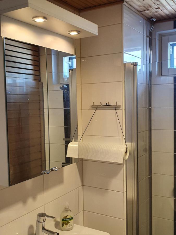 Moderni, Viihtyisae Pikkukaksio Saunalla Pori Buitenkant foto