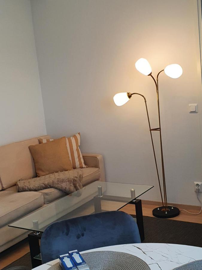 Moderni, Viihtyisae Pikkukaksio Saunalla Pori Buitenkant foto